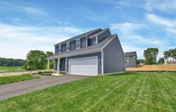 225 Willow Bend Drive, Newark, OH 43055