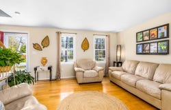 5 Raspberry Lane, Marstons Mills, MA 02648