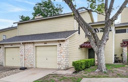 512 Eberhart Ln, Austin, TX 78745