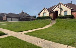 1801 Chuckwagon Drive, Midlothian, TX 76065