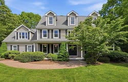 19 Carter Rd, Foxboro, MA 02035