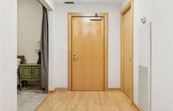 215 10th Avenue S, Minneapolis, MN 55415