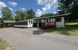 6915 Rowley Drive, Osseo, MI 49266