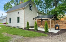 233 E Market Street, Urbana, OH 43078