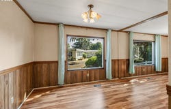 1475 GREEN ACRES RD, Eugene, OR 97408