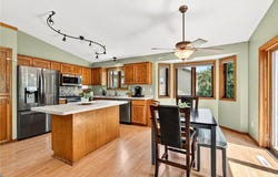 6601 88th Avenue N, Brooklyn Park, MN 55445