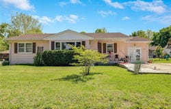 603 W 30th Street, Higginsville, MO 64037