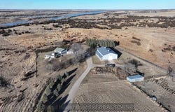 701 W 18 Rd, Phillips, NE 68865