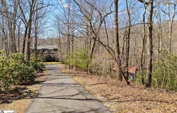 512 Doe Run, Pickens, SC 29671