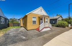 4215 NE HIGHLAND CT, Portland, OR 97218