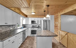 606 Marion Ave, Springdale Boro, PA 15144
