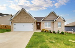 345 MEMORY Lane, Richmond, KY 40475