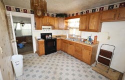 2219 Roys Avenue, Elkhart, IN 46516