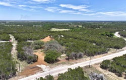 285 Donnie Drive, Lampasas, TX 76550