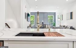 322 56TH STREET NE, WASHINGTON, DC 20019