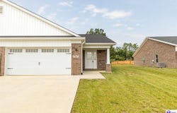303 Breckinridge Circle, Vine Grove, KY 40175