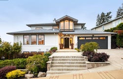 6841 Estates Dr, Oakland, CA 94611