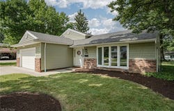 1896 Bromton Drive, Lyndhurst, OH 44124