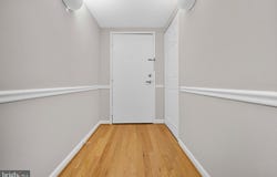 7621 TREMAYNE PLACE, MCLEAN, VA 22102