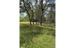 113 Valley LN, Smithville, TX 78957