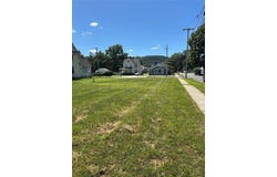 424 North Main Street, Athens, PA 18810