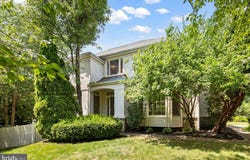 2906 STRATHAVEN PLACE, VIENNA, VA 22181