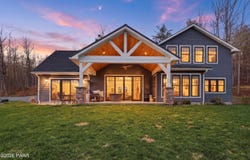 28 Old Woods Rd, Equinunk, PA 18417