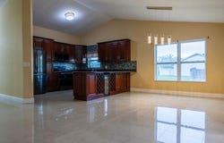 7527 SW Sw 7th Pl Place, North Lauderdale, FL 33068