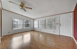 1120 W FAIRVIEW DR, Springfield, OR 97477