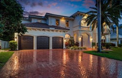 2320 NE 34th Court, Lighthouse Point, FL 33064