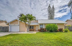 1046 NW 10th St, Boynton Beach, FL 33426