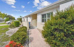 912 E DEL WEBB BOULEVARD, SUN CITY CENTER, FL 33573