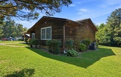 1285 Winningham Road, Crewe, VA 23930