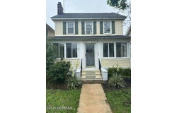 209 Broadway, Keyport, NJ 07735