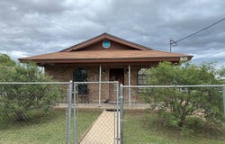106 Los Sauces St, Eagle Pass, TX 78852