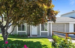 602 E 8th Ave, Kennewick, WA 99336