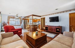 5814 Blossom Rd, Knoxville, TN 37912