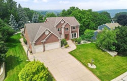 W271n2631 Orchard Lane, Pewaukee, WI 53072
