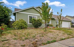 371 Hobson St, Stayton, OR 97383