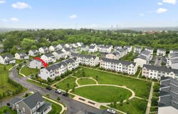 10 WASHINGTON SQ, SPRING CITY, PA 19475