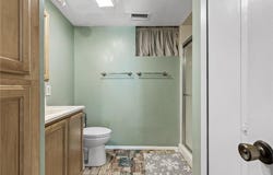1989 N Park Drive, Saint Paul, MN 55119