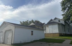 444 7TH Avenue South, Clinton, IA 52732