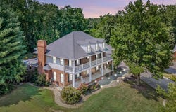 23 Willow Creek Drive, Highland, IL 62249