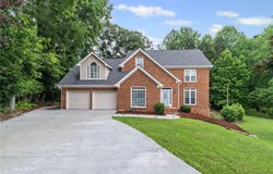1784 Brookstone Court NW, Acworth, GA 30101
