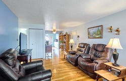 1215 STANFIELD Rd, Woodburn, OR 97071