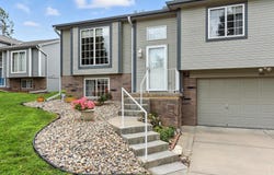 1101 Marshall Circle, Papillion, NE 68046