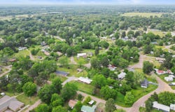 2401 E Avenue B, Hooks, TX 75561