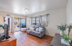 1242 Matlock Avenue, Honolulu, HI 96814