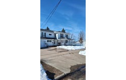 307 S Spring, Augusta, WI 54722