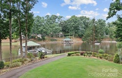 502 Lakeview Shores Loop, Mooresville, NC 28117